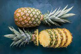 best foods to eat after a facelift - pineapple